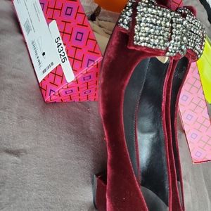 Tory Burch velvet bow pump